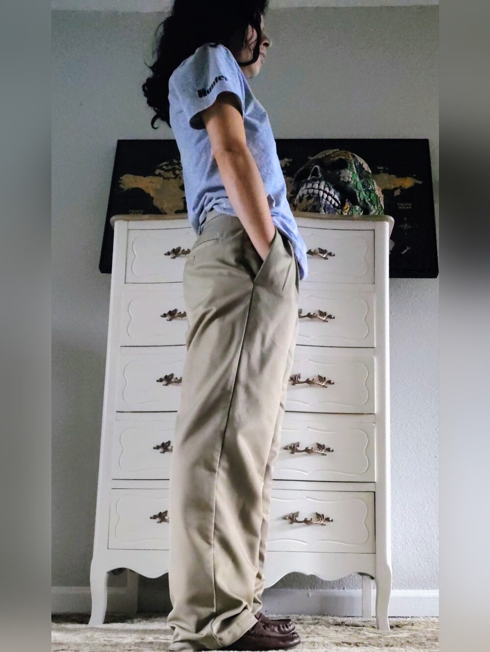 Classic Men's Khaki Japanese Styled Slouched Dress Pant - Size 32 X 30 Unisex